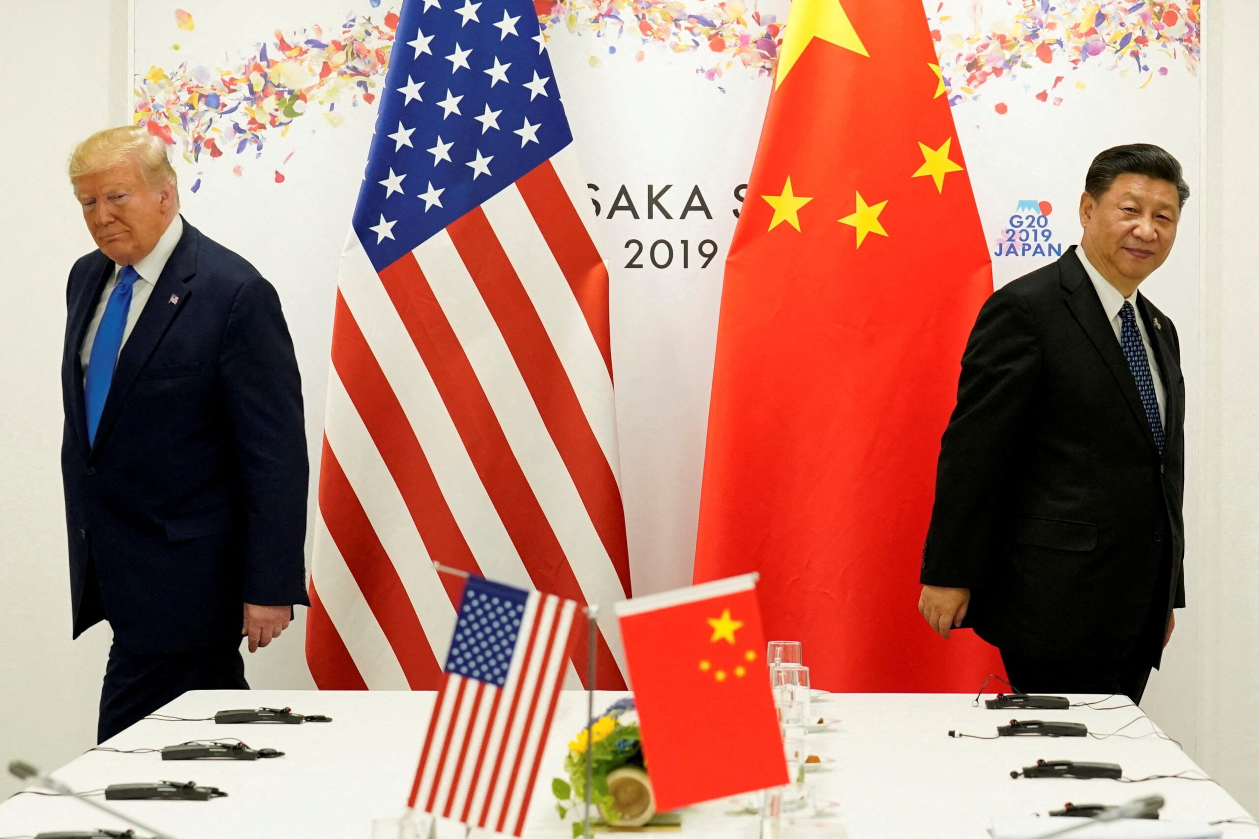 China alerta que ‘tomará todas as medidas necessárias’, após Trump anunciar taxa adicional de 10%