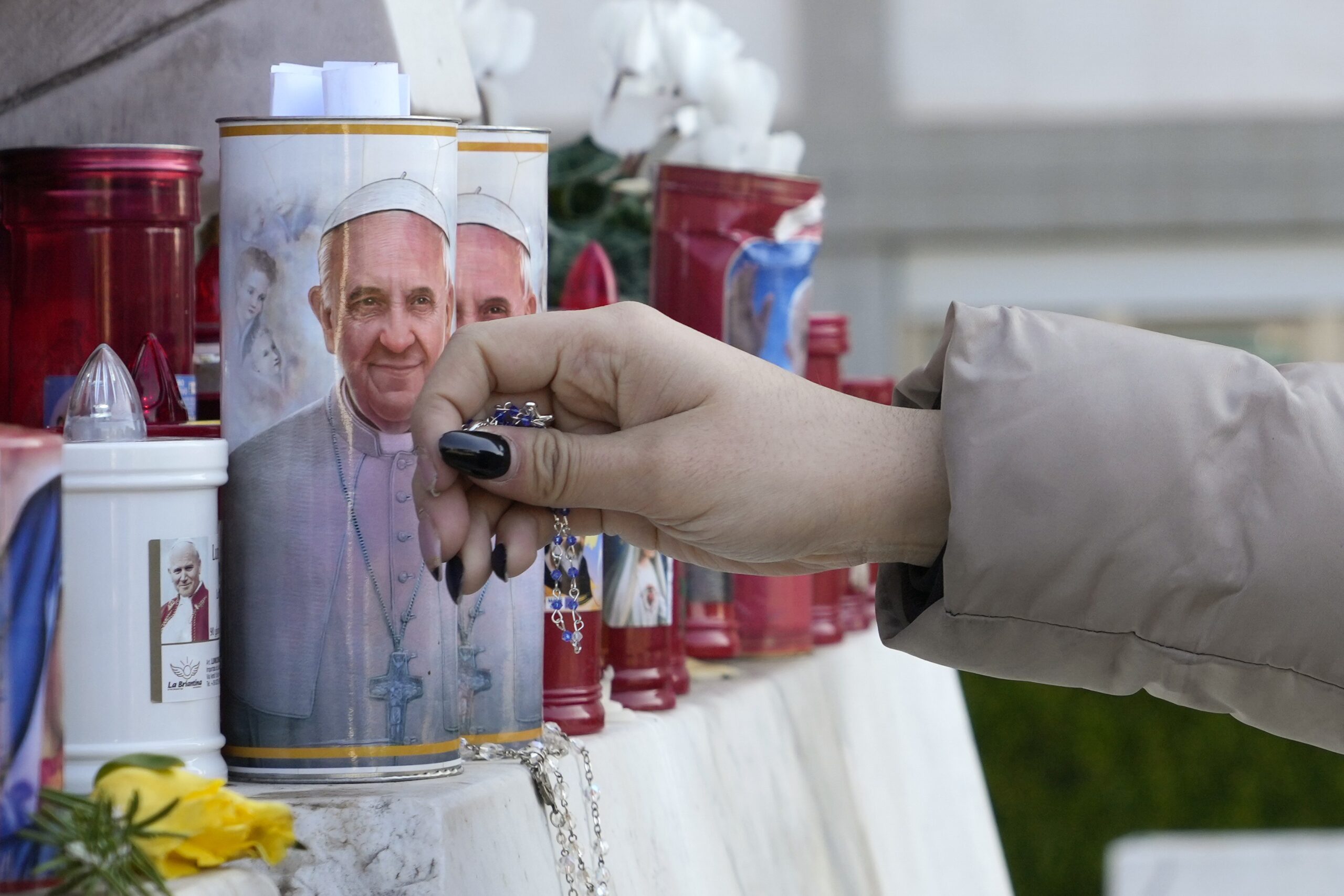 Papa Francisco ‘teve nova e leve melhora’, diz boletim; insuficiência renal foi resolvida