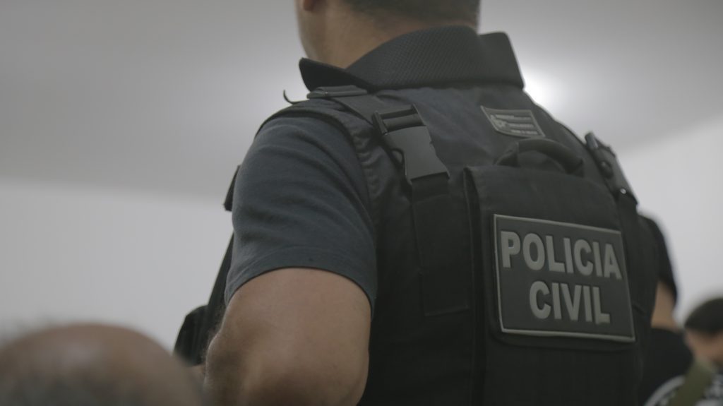 Homem que ameaçava e perseguia crianças é preso em Neópolis
