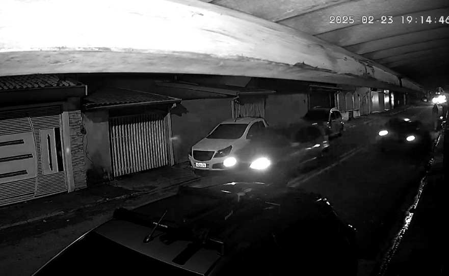 Criança que foi atropelada por carro estava indo entregar flores como presente de aniversário para a avó no momento do acidente em Taubaté, SP