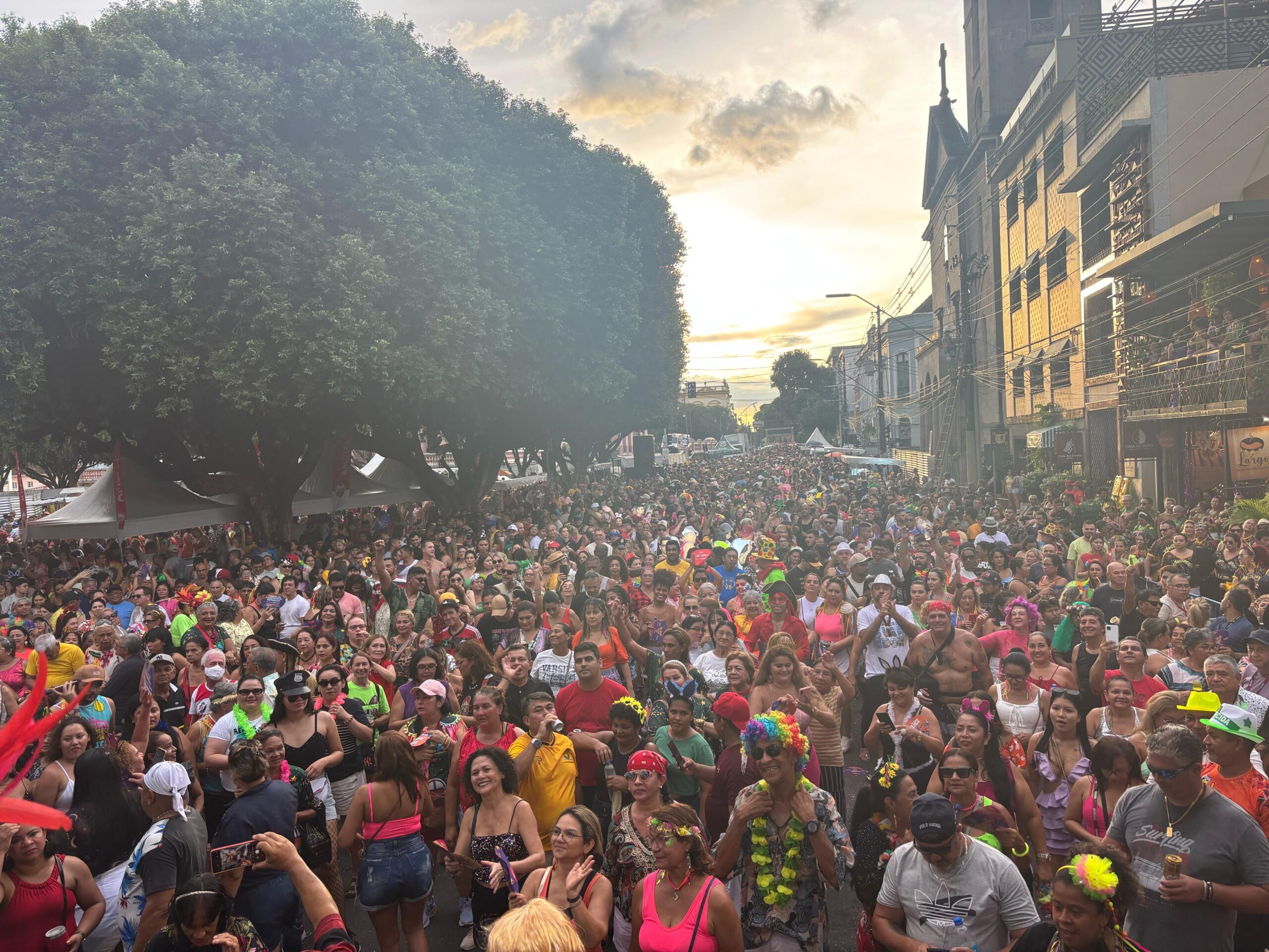 Ruas e avenidas terão desvios em Manaus para bandas e blocos de Carnaval; veja mudanças