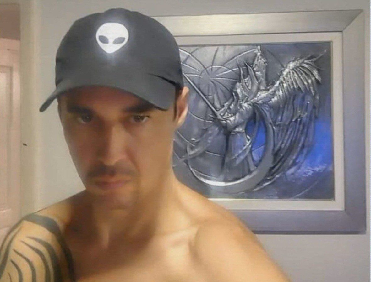 Homem que matou companheira a facadas é o primeiro condenado pela nova lei do feminicídio no Brasil, diz MPDFT