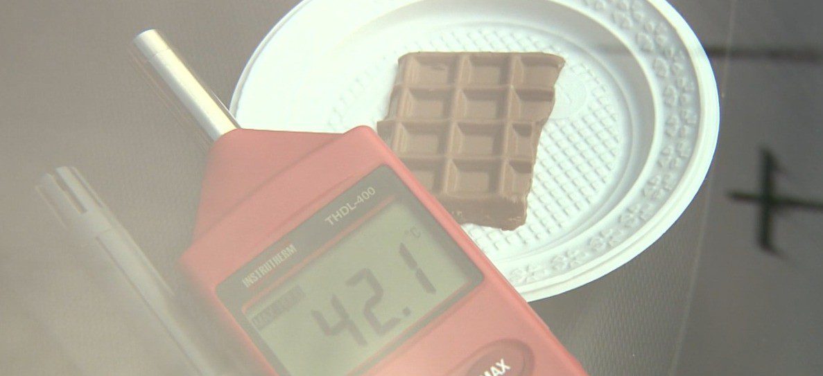 Com calor dentro do carro de até 68º C, físico da Unicamp explica o porquê de a cor preta ser mais quente que branca
