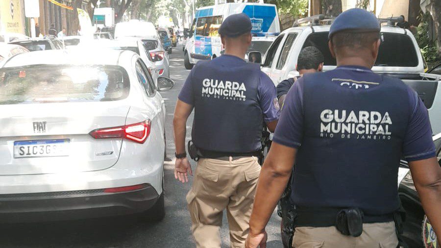 Paes anuncia que Guarda Municipal será transformada na Força Municipal de Segurança