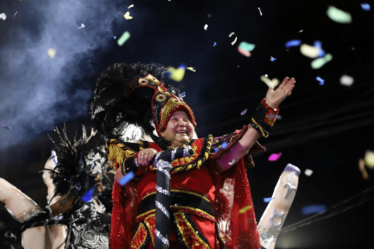 Bloco da Vida agita carnaval de Volta Redonda