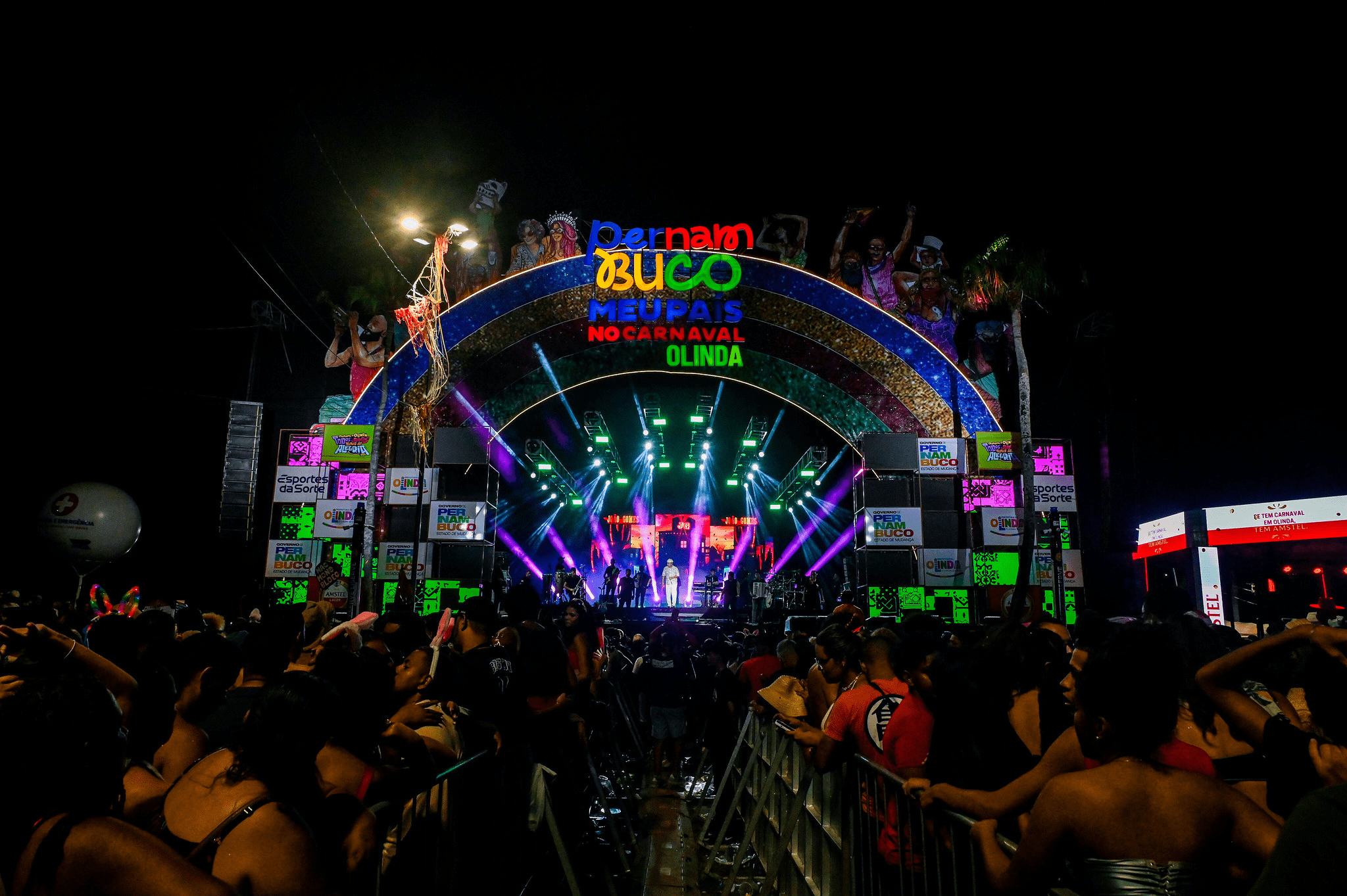 Tiroteio em show de João Gomes no carnaval de Olinda deixa sete feridos