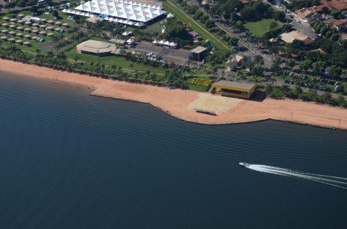 Cetesb interdita Praia de Sabino após constatar água imprópria para banho