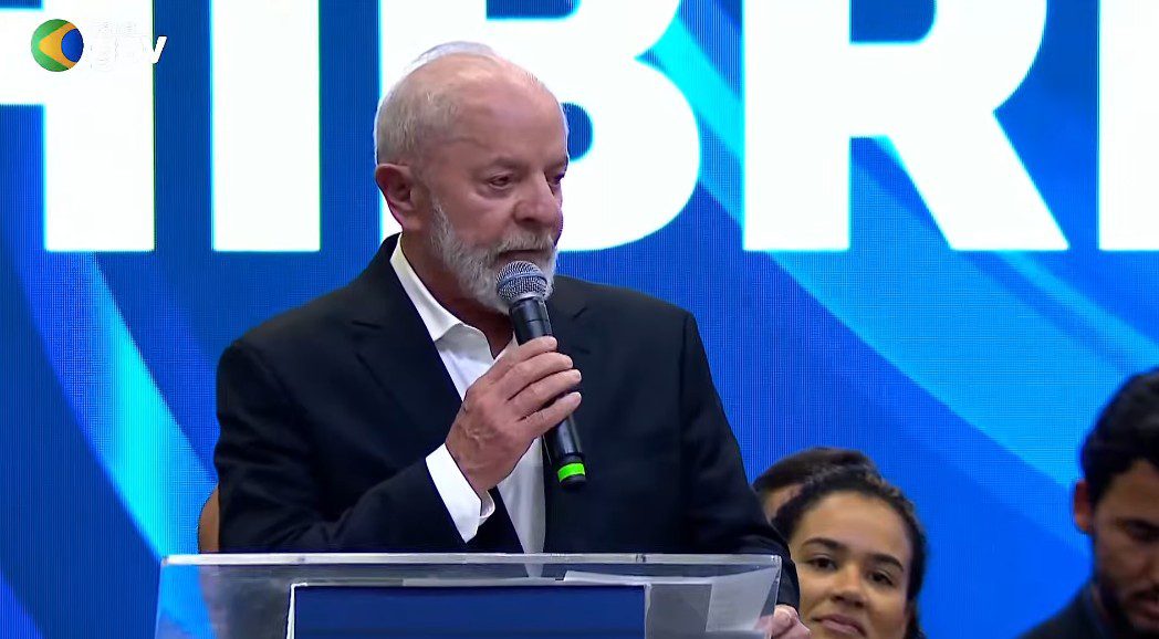 Em evento em Minas, Lula menciona Trump e diz não ter ‘medo de cara feia’