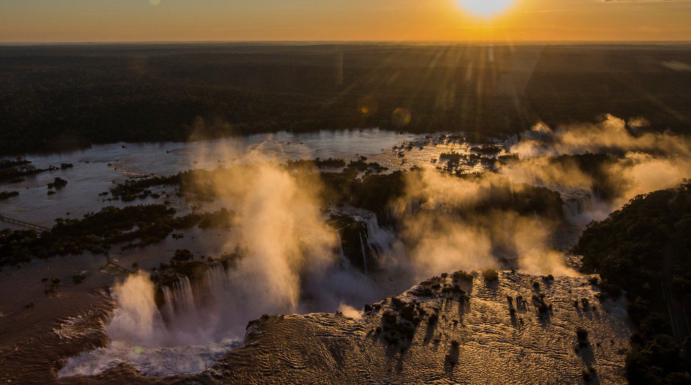 Cataratas que encantam pelo mundo