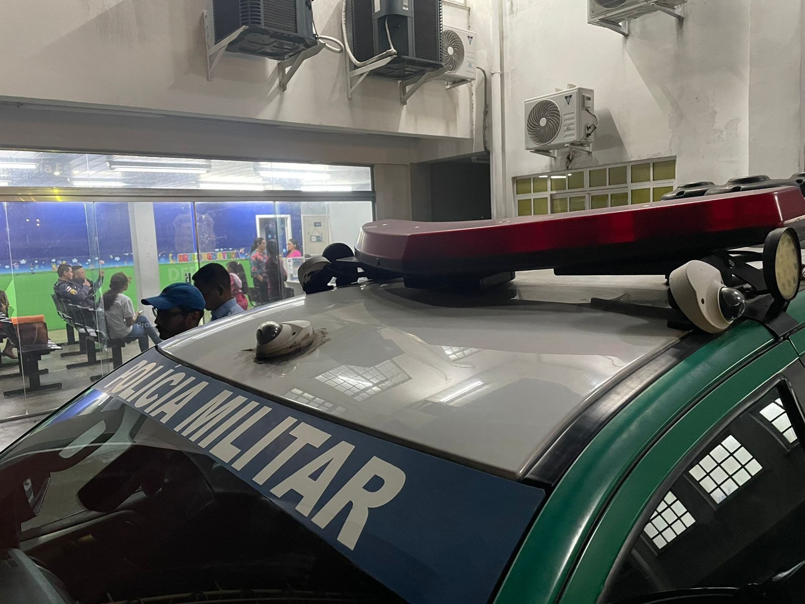Jovem e bebê de 1 ano são resgatados de cárcere privado com sinais de tortura na Zona Leste de Manaus