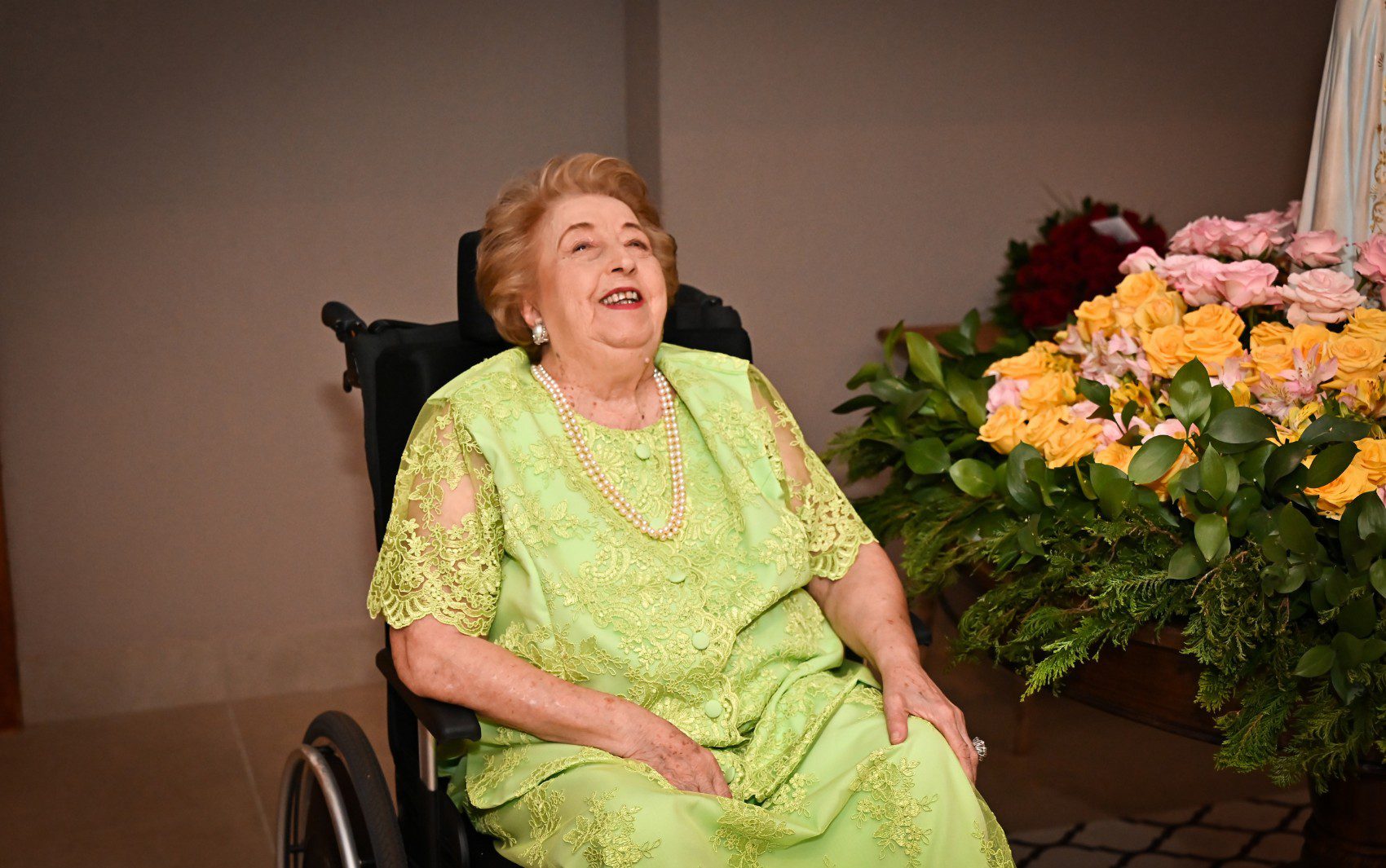 Médica, mãe, mulher: Conheça Scylla Prata, fundadora do Hospital de Amor e pioneira na prevenção do câncer ginecológico
