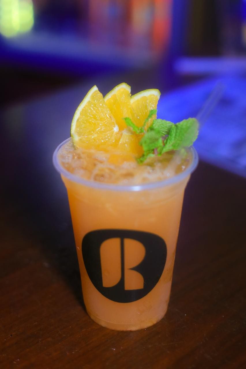 Bar de João Pessoa cria drink para homenagear Fernanda Torres durante Oscar; local também transmite a premiação