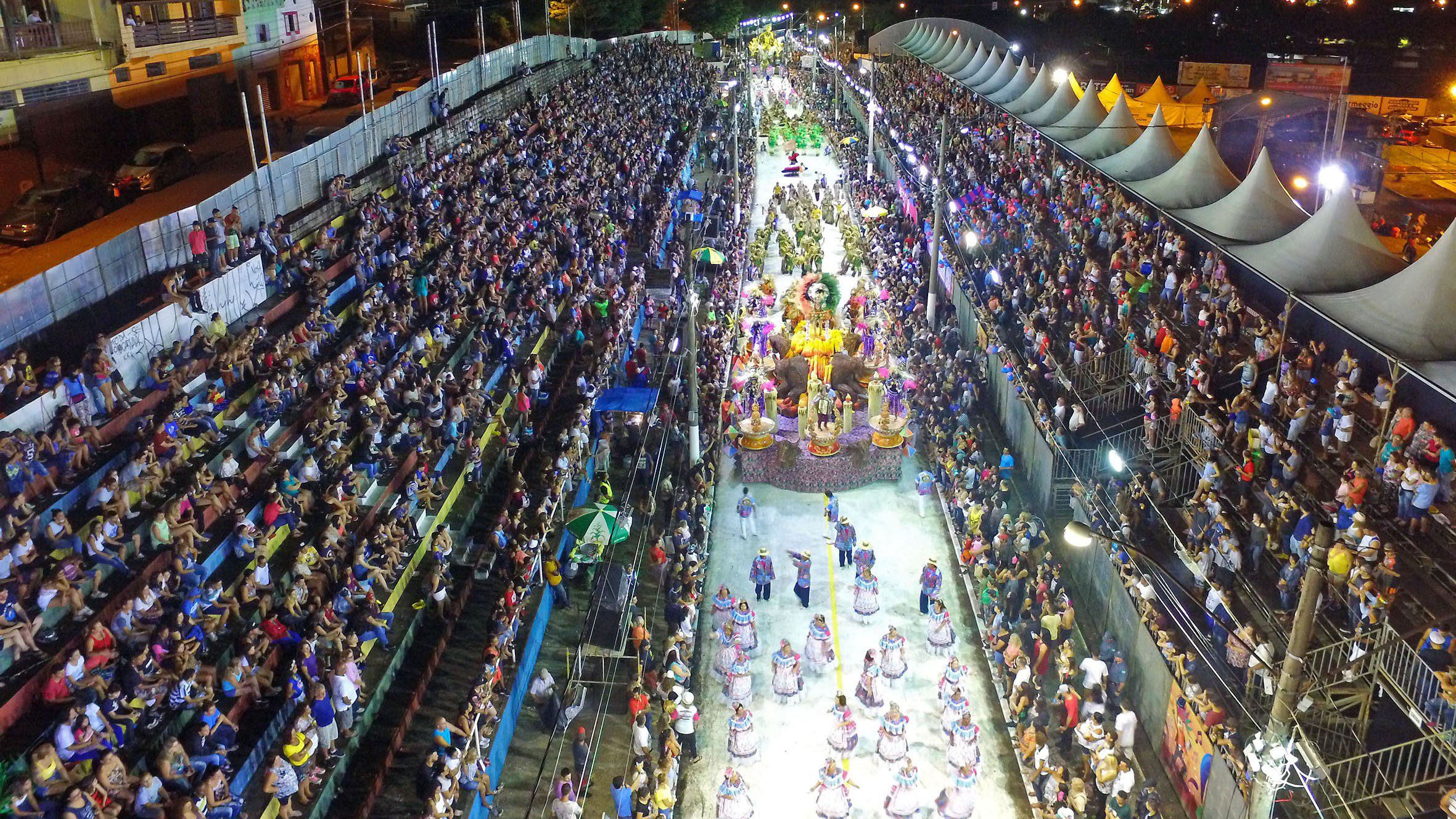 Liga das escolas de samba de Bragança Paulista troca diretor após Justiça suspender repasses para o carnaval