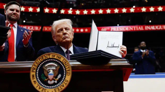 Bitcoin salta 20% após Trump anunciar estoque estratégico de criptomoedas