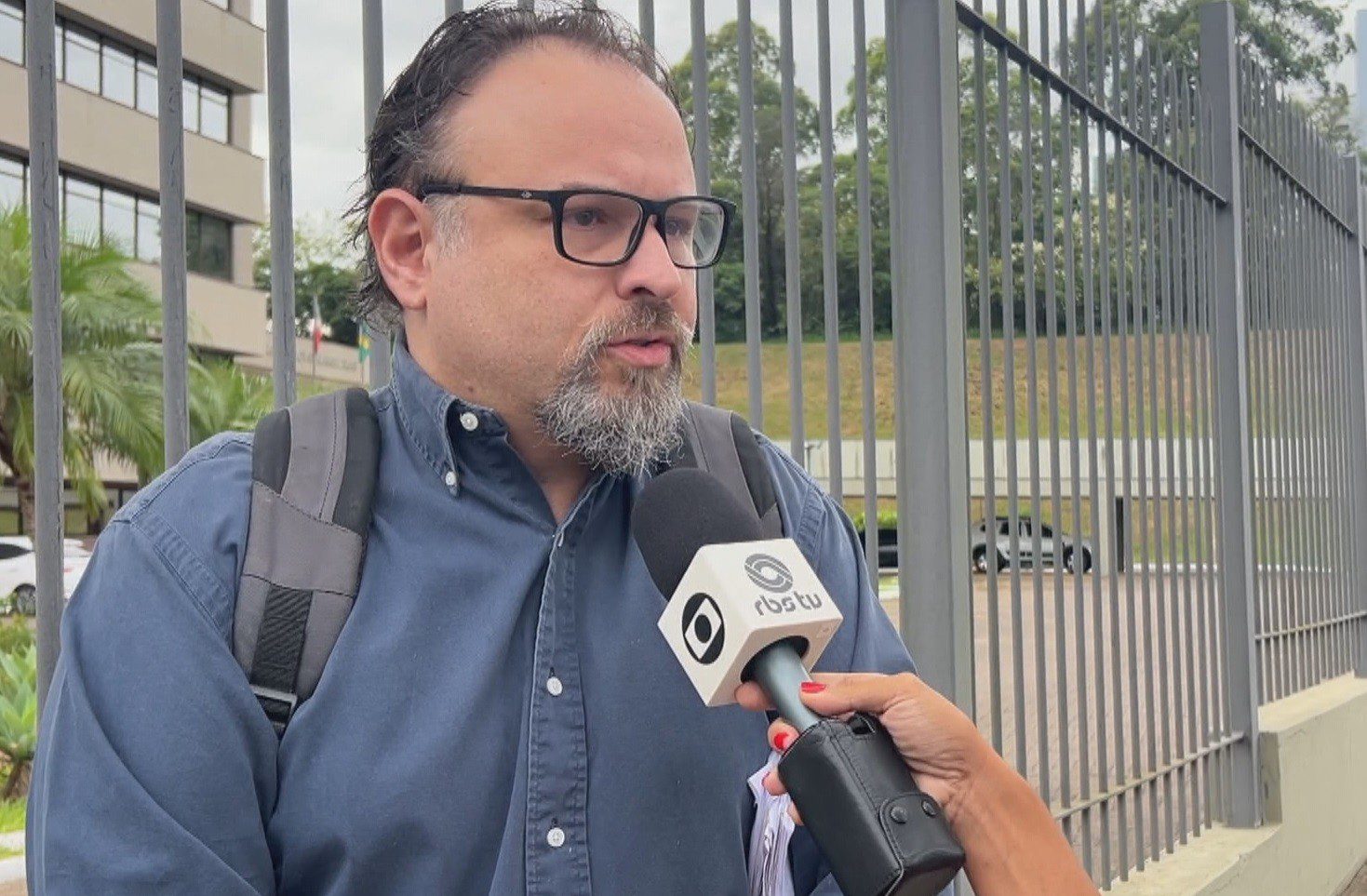 ‘É o ônus da profissão’, diz médico réu por homicídios de três pacientes antes de primeira audiência no RS