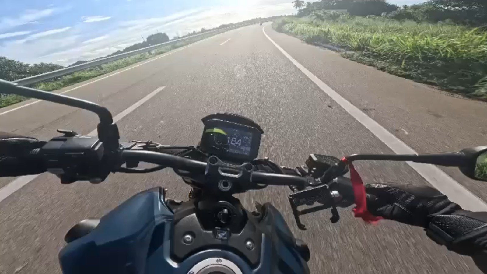 Motociclista a 184 km/h grava acidente em que morre em estrada no Ceará