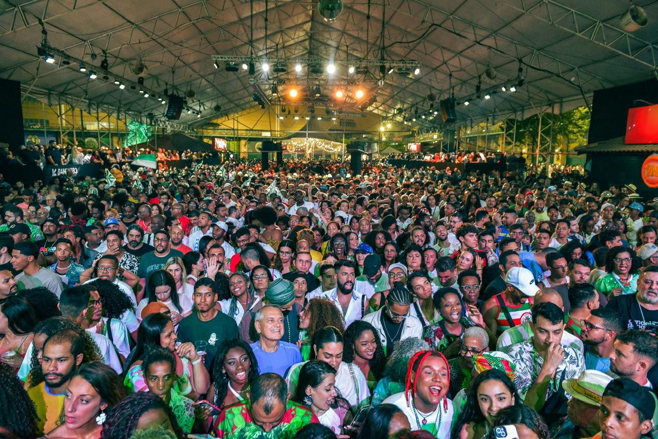 Apuração define nesta quarta-feira a grande campeã do carnaval carioca; regras mudaram
