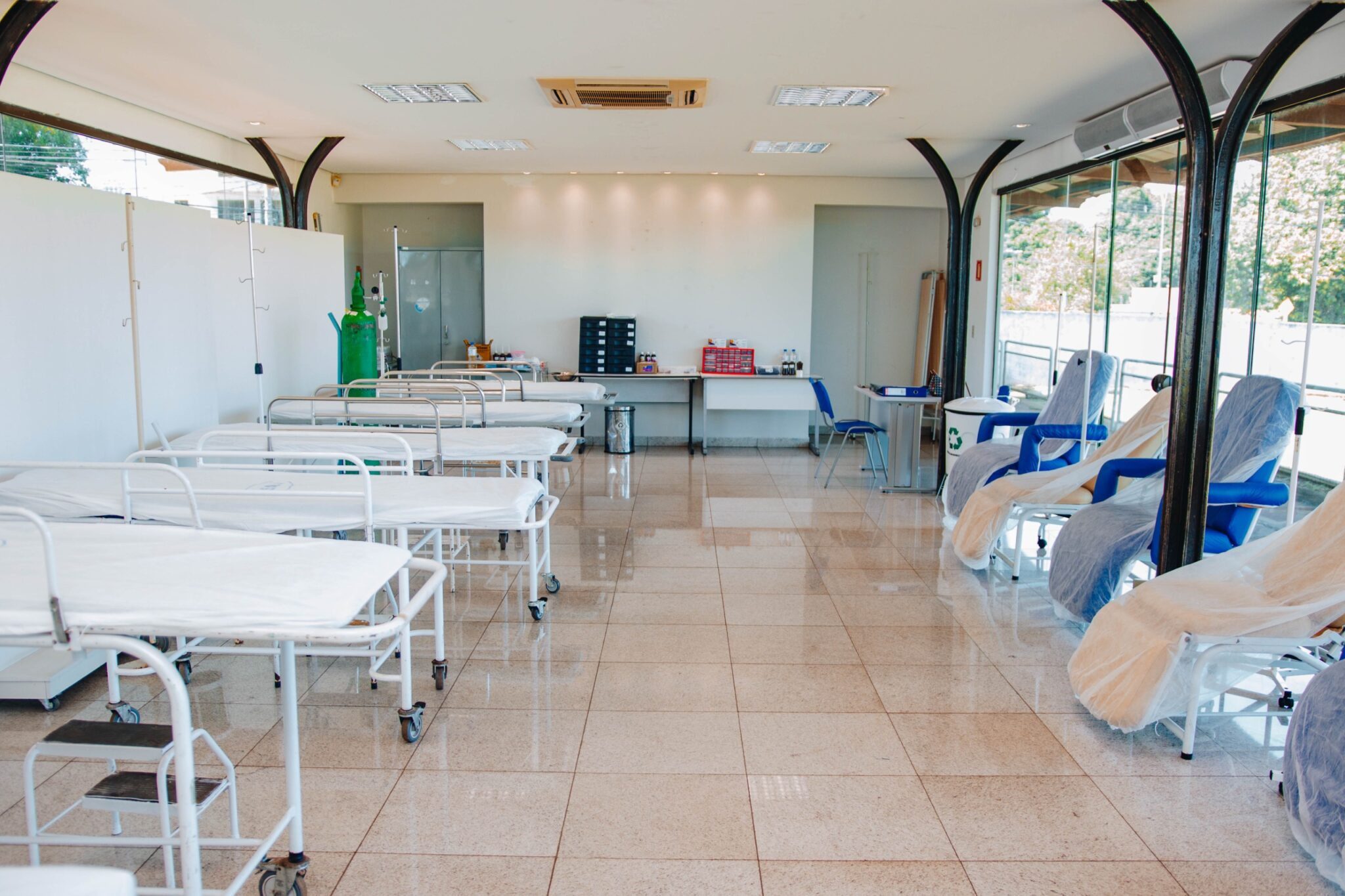 Segurança no carnaval: Postos de atendimento para suporte médico são montados em pontos da capital