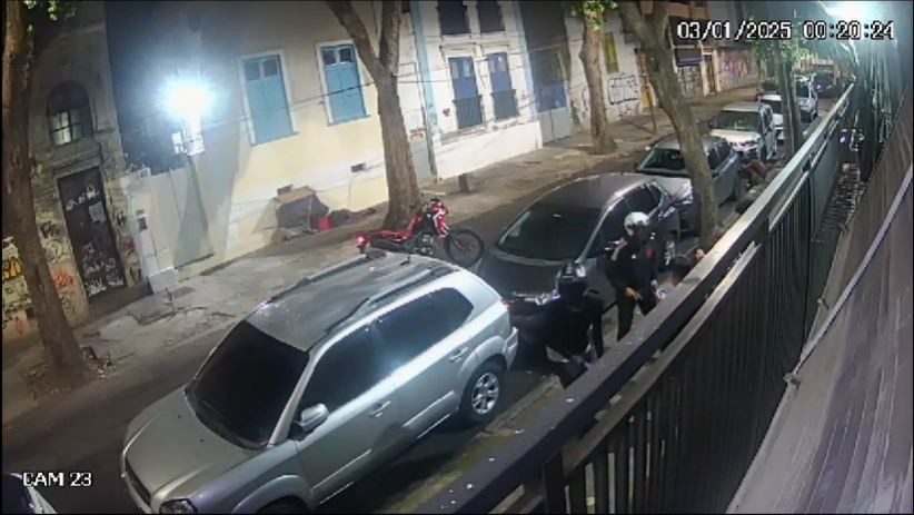 Preso pela polícia, ladrão esperava tornozeleira descarregar para assaltar vítimas na Zona Sul do Rio