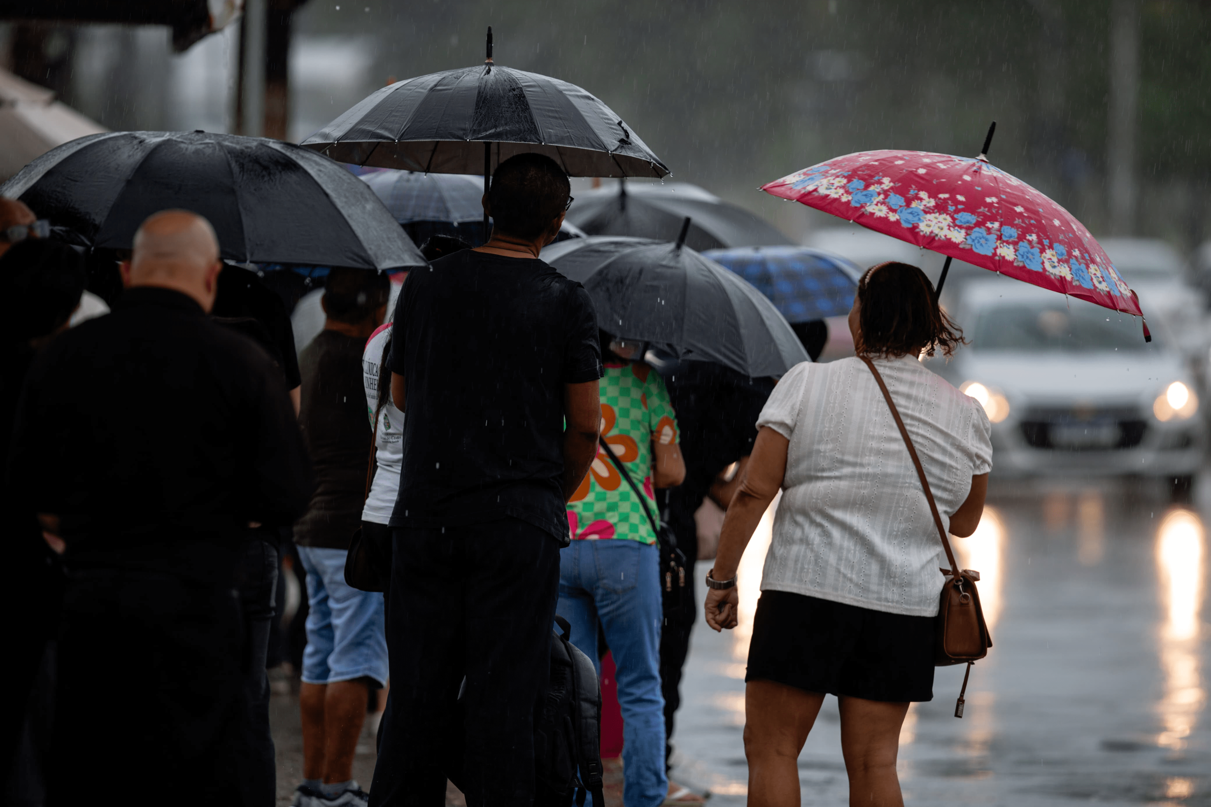 Ceará segue com chuvas, mas precipitações devem reduzir no meio da semana; veja previsão