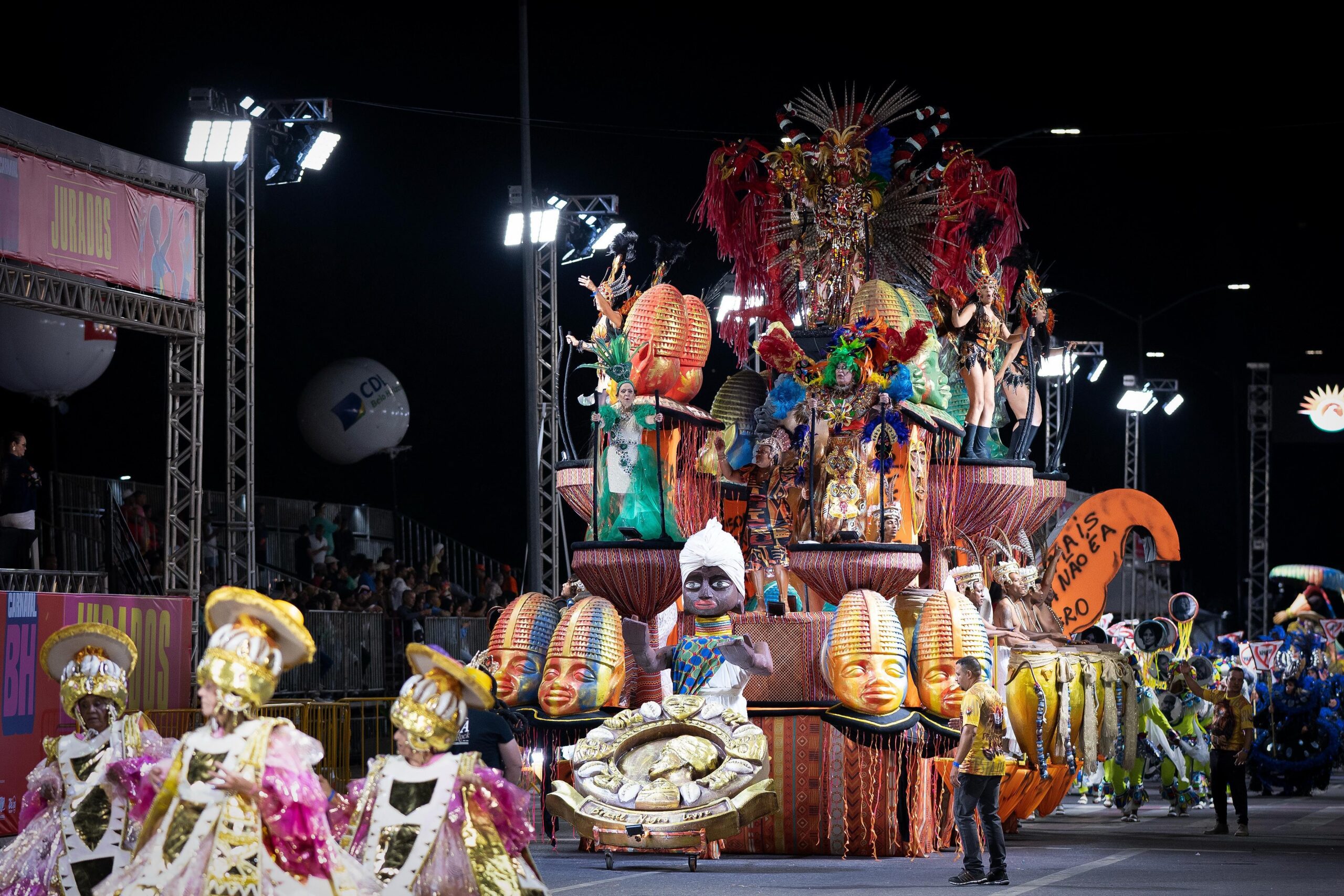 Escola de samba Canto do Alvorada é campeã do Carnaval de Belo Horizonte pela 18ª vez