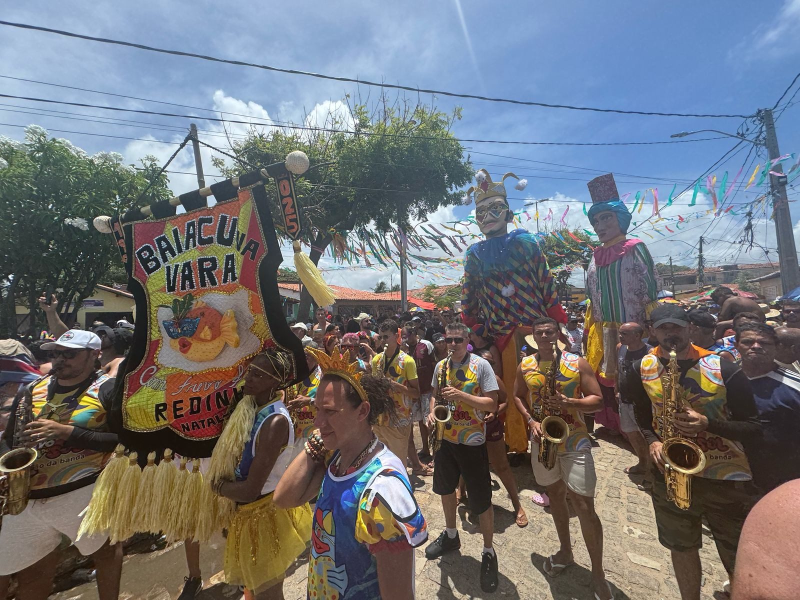 Tradicionais na quarta de cinzas, Bloco dos Garis e Baiacu na Vara marcam despedida do Carnaval em Natal