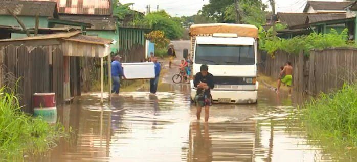 Rio Acre dá sinais de vazante em Rio Branco, mas Defesa Civil prevê nova subida
