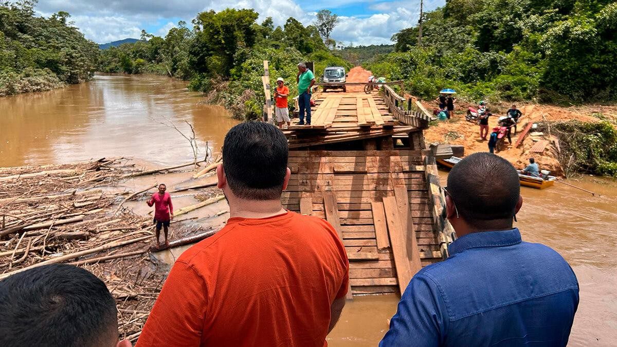 Ponte sobre o Rio Jaurí, em Prainha, é interditada e deputado cobra manutenção da Seinfra