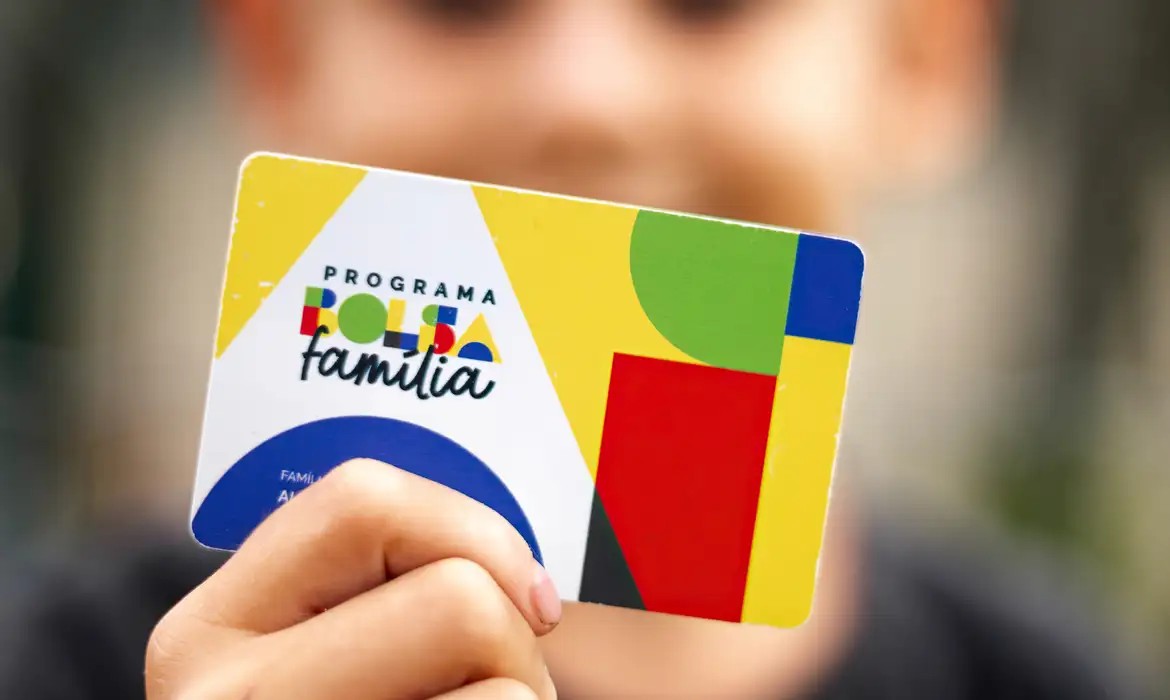 Bolsa Família: prazo para beneficiários de Feira de Santana atualizarem situação cadastral encerra na próxima semana