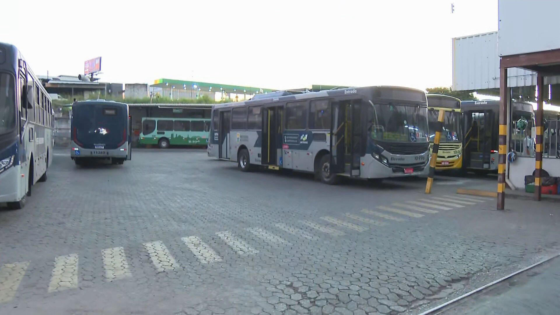 Paralisação de motoristas prejudica circulação de ônibus em BH nesta terça; saiba quais linhas