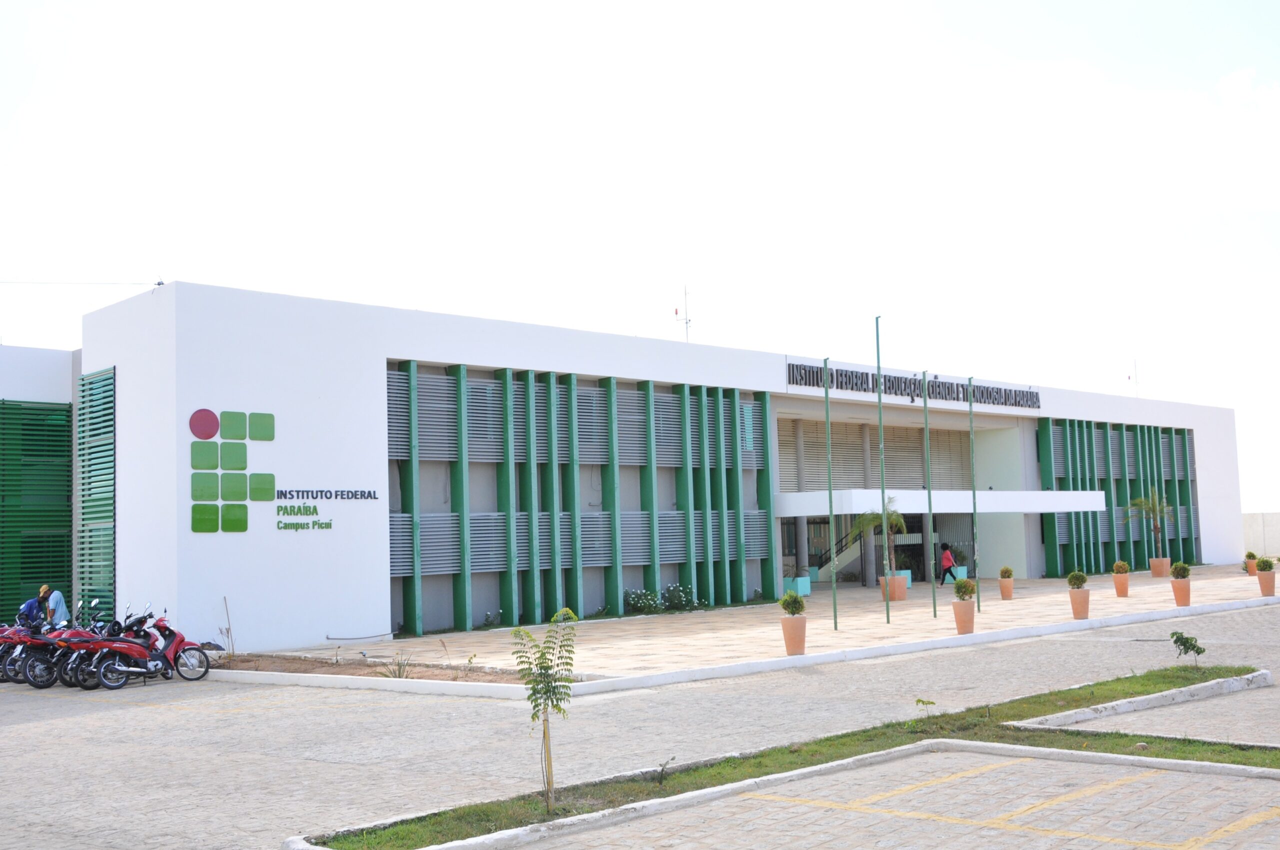 Inscrições em quase 800 vagas para cursos superiores do IFPB terminam nesta quarta (25)