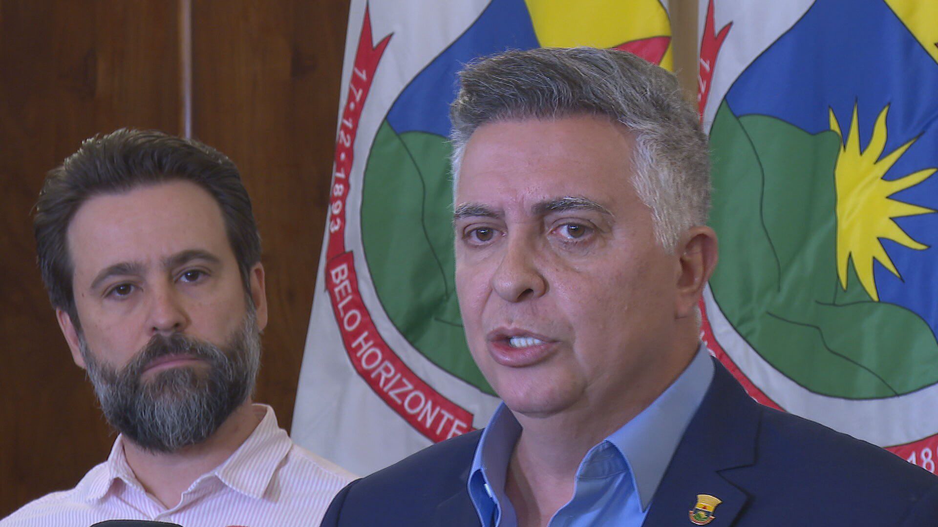 Prefeito de BH diz que vai cortar ponto dos professores em greve e acionar Justiça