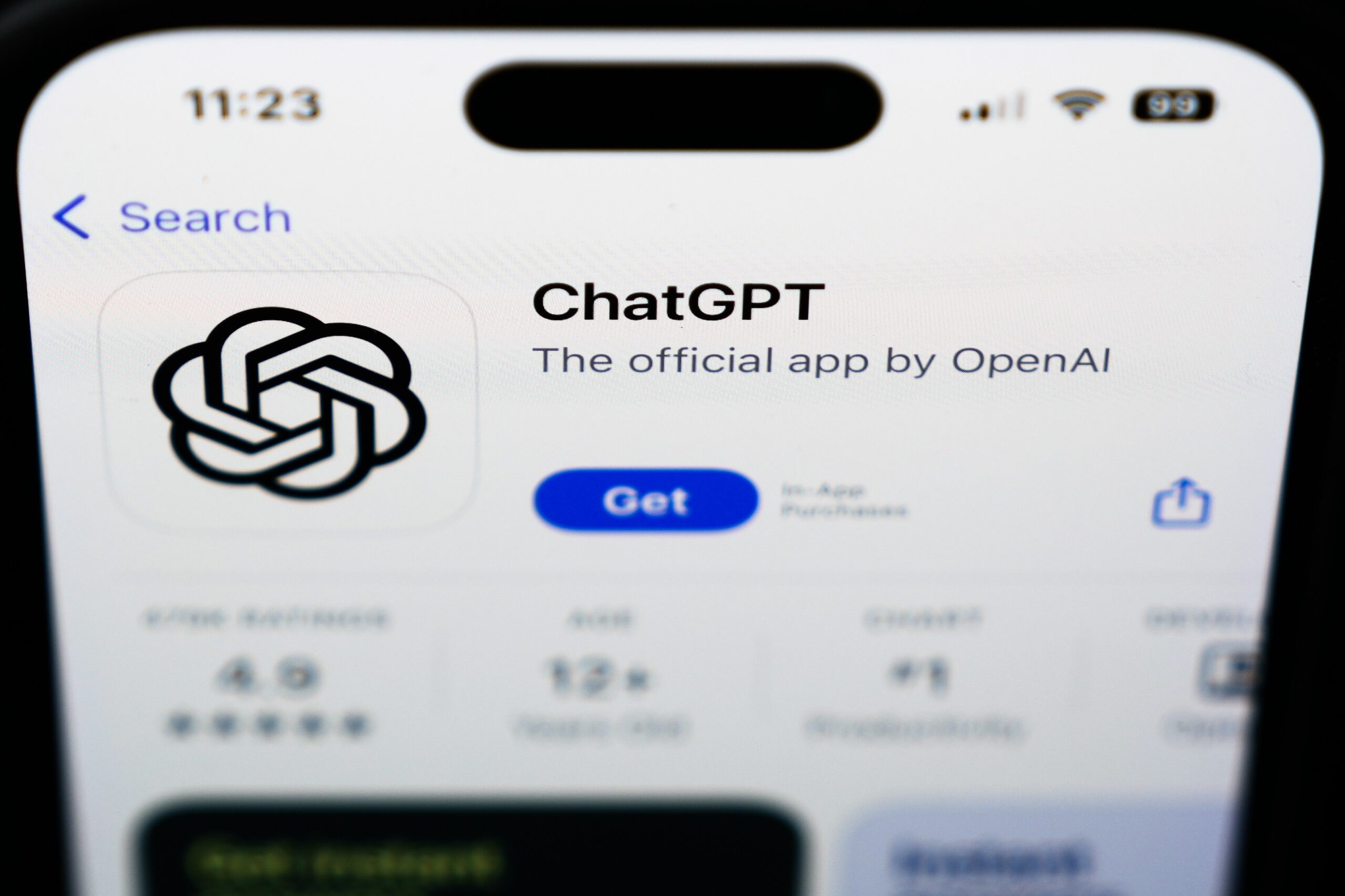 Escrever texto com ChatGPT faz mal ao cérebro, sugere estudo