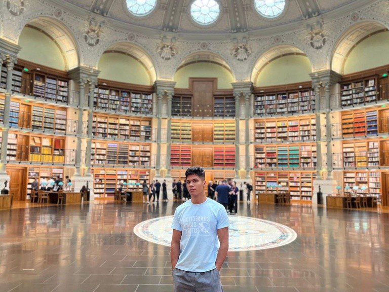 ‘Dedicação e vontade de aprender’, diz estudante do IFPB que ganhou medalha de ouro em competição de tecnologia na China