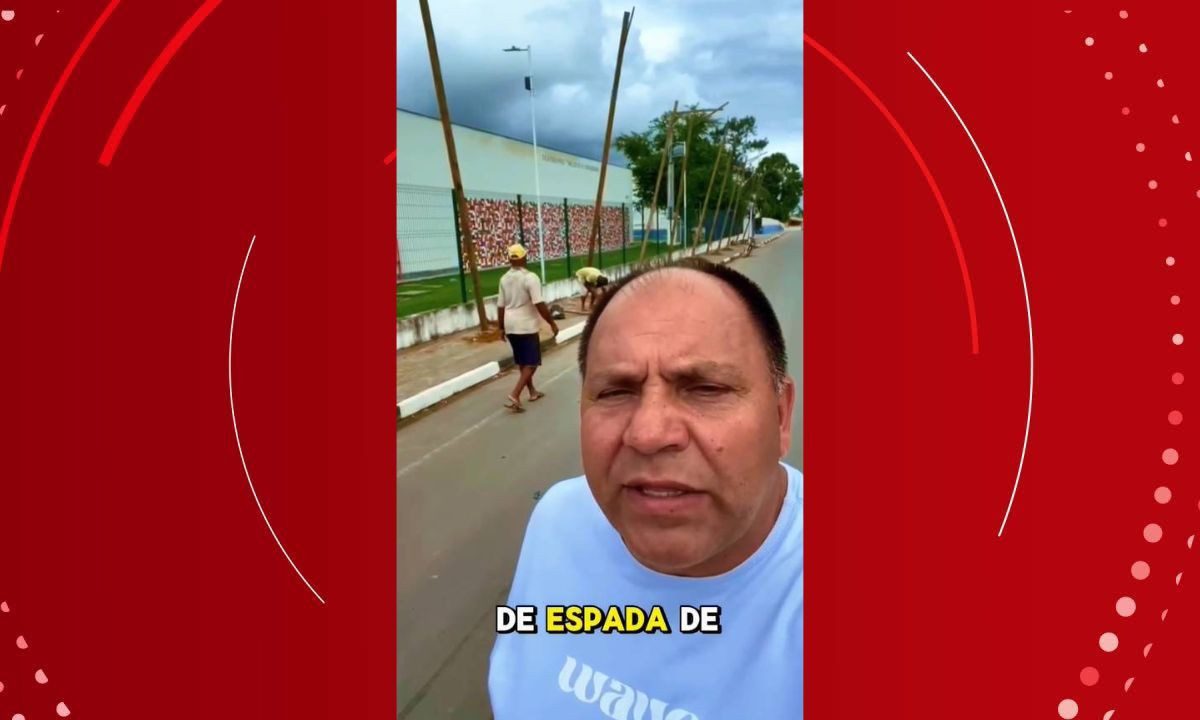 Ex-prefeito de cidade da Bahia convoca população para queima de espadas; prática é proibida pela Justiça