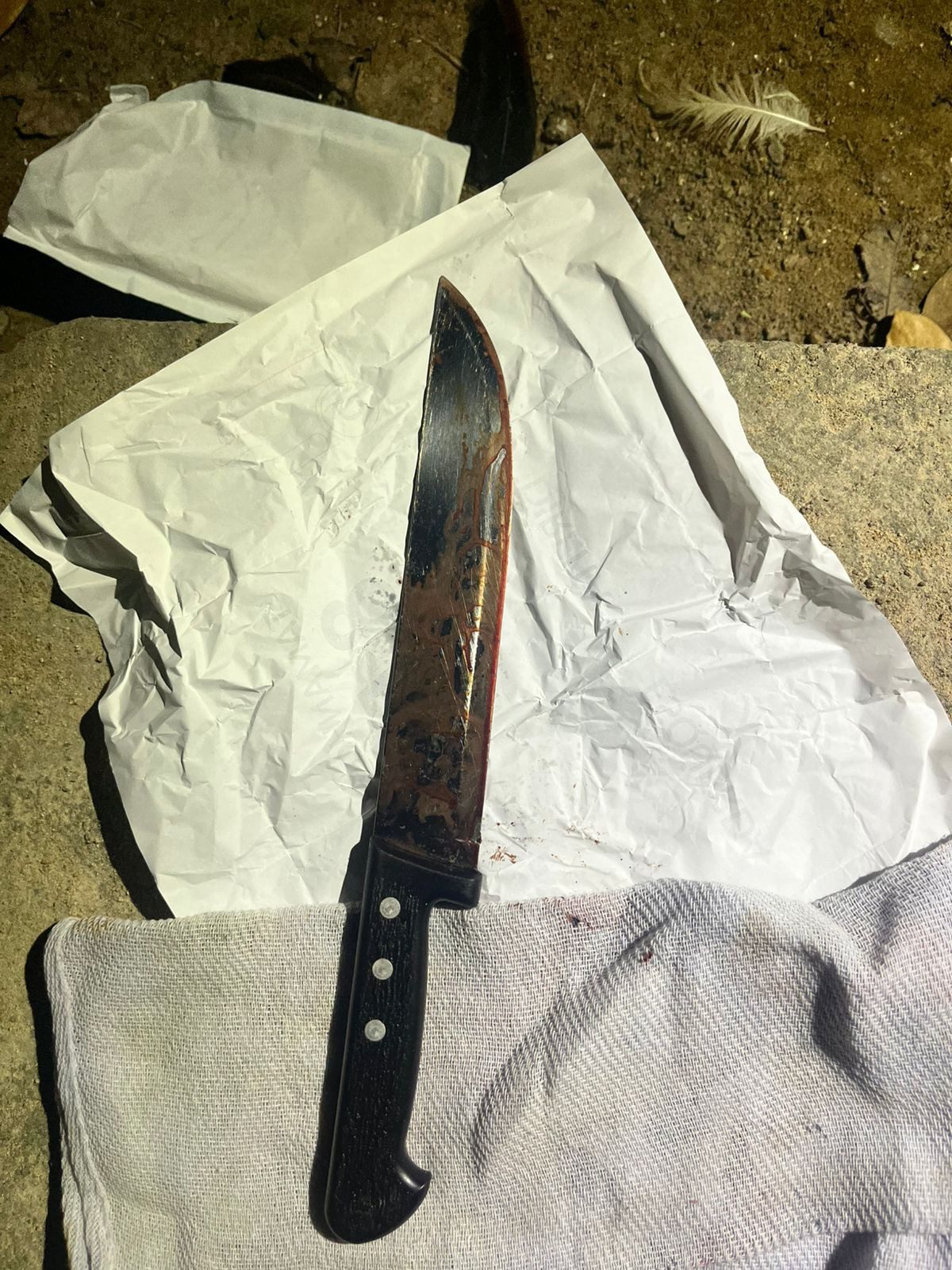Auxiliar de mecânico é assassinado com golpe de faca no peito em Boa Vista