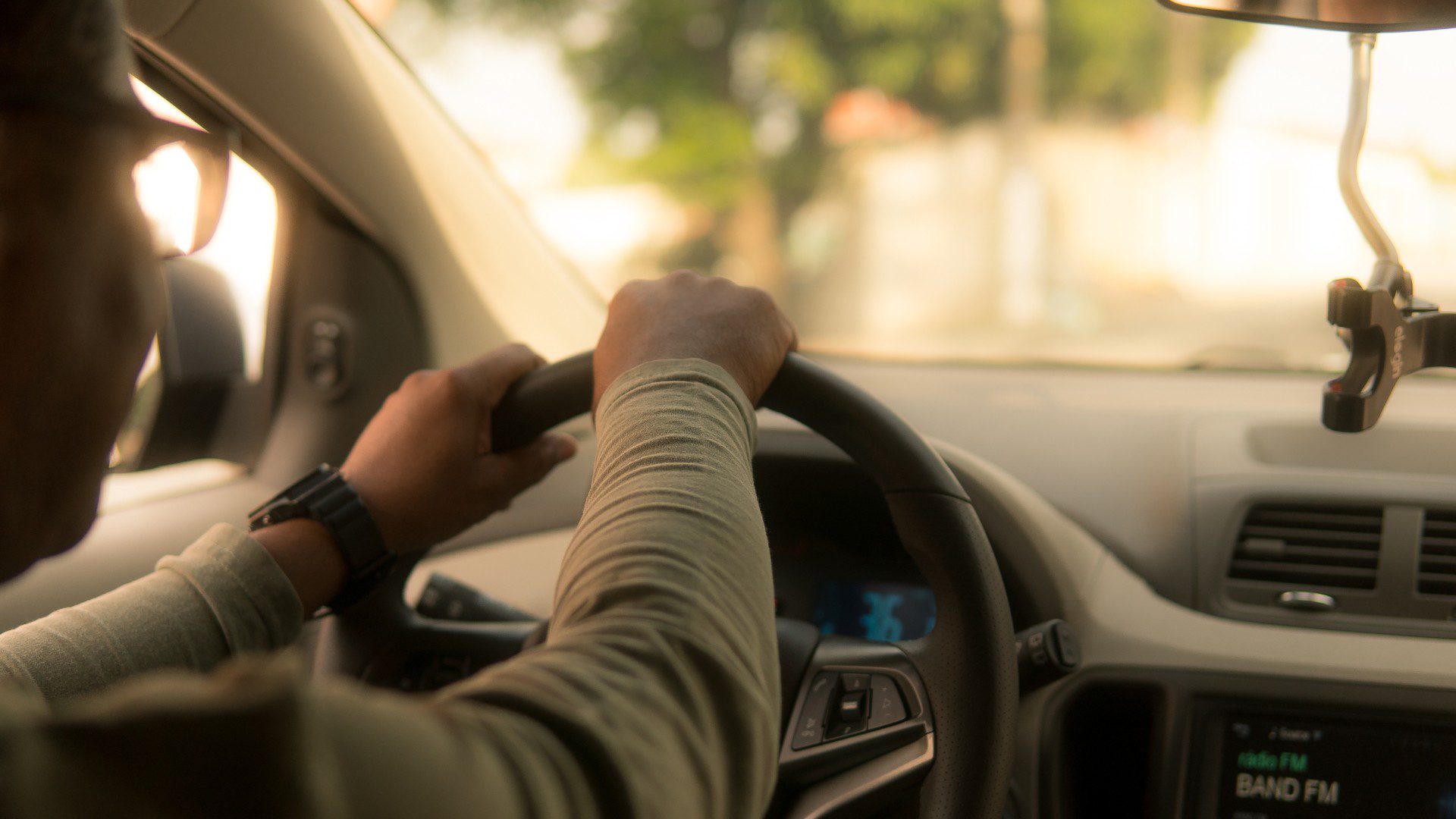Férias de julho com tranquilidade: conheça o Seguro Auto do Sicredi