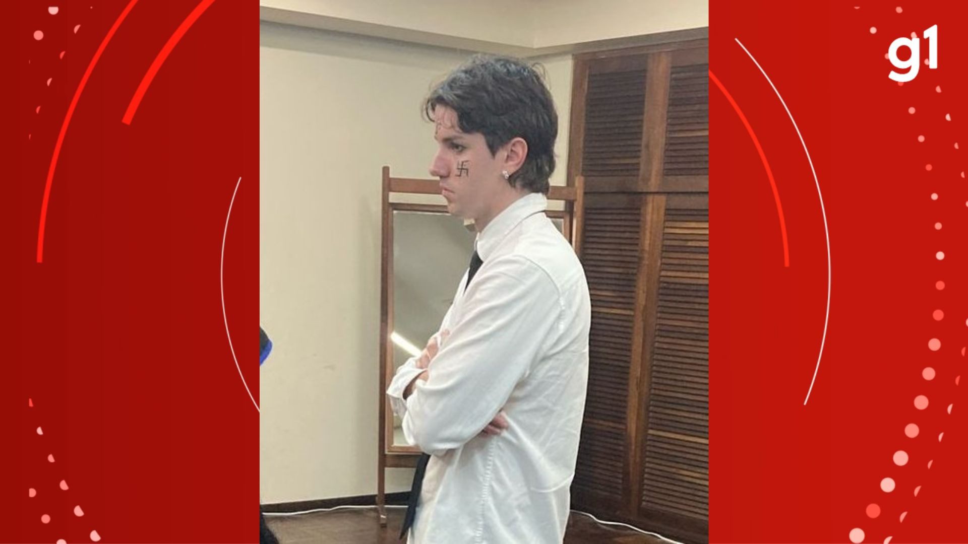 Estudante da UFRGS que tentou se formar com suástica no rosto é denunciado por apologia ao nazismo
