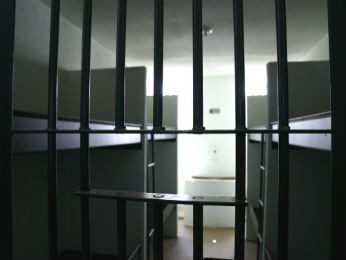 Soldado do Exército é preso por agredir esposa e filho de 1 ano com socos no rosto e costela