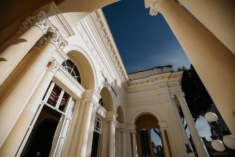 Vereadores de Curitiba aprovam projeto que amplia número de assessores e cria novos cargos na câmara