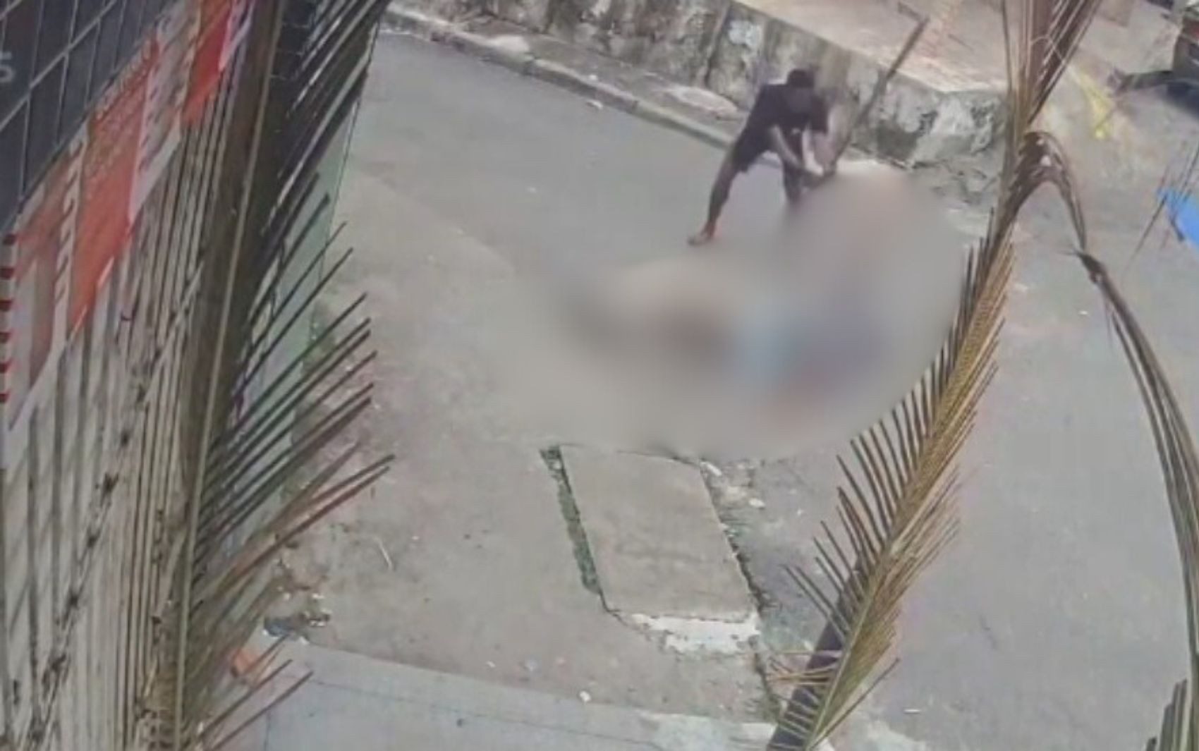 Funcionário que presta serviço à Delegacia Plantonista de Aracaju é agredido a pauladas e pontapés na cabeça