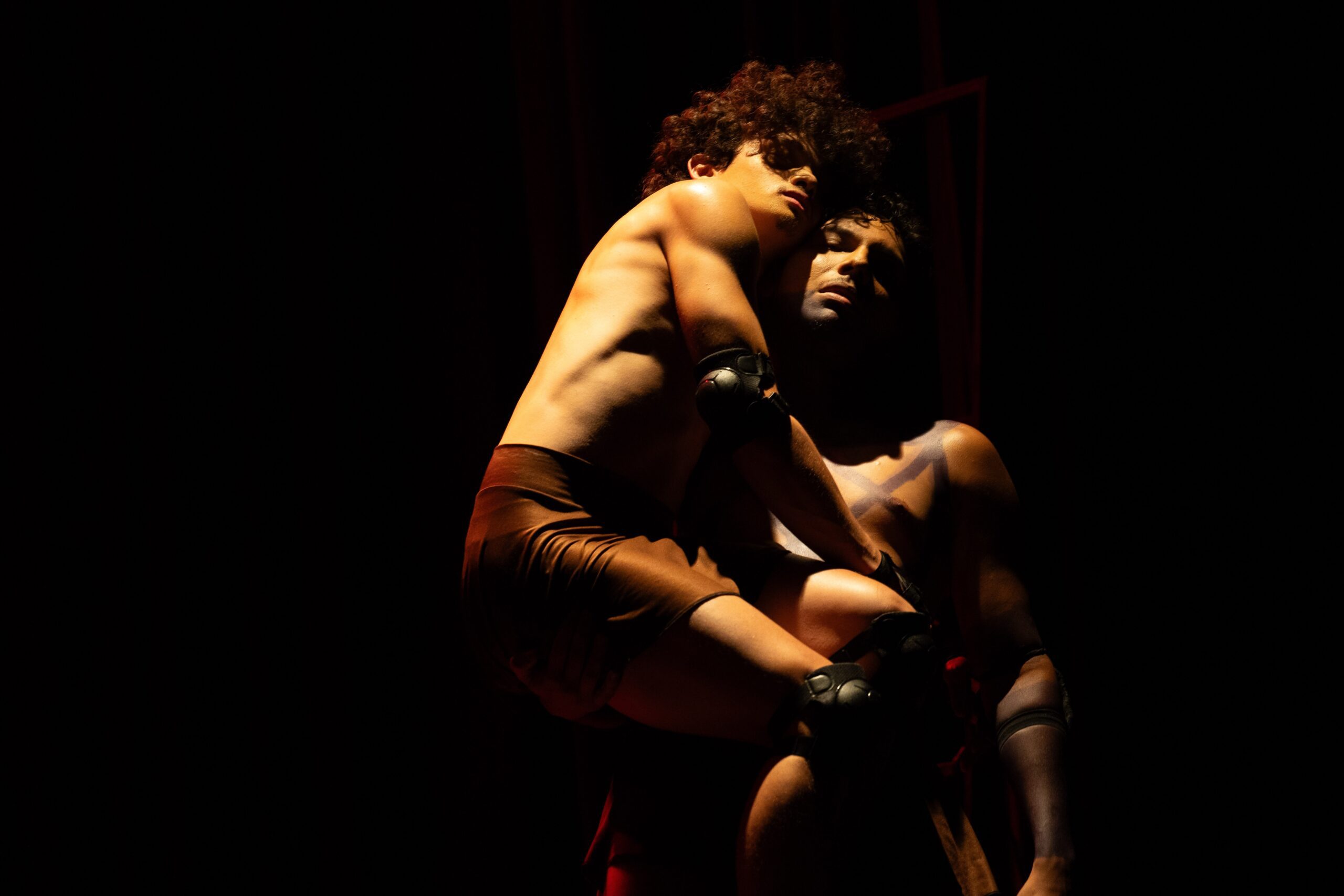 Estreia em Belém circuito nacional de teatro sobre memória e resistência na pandemia