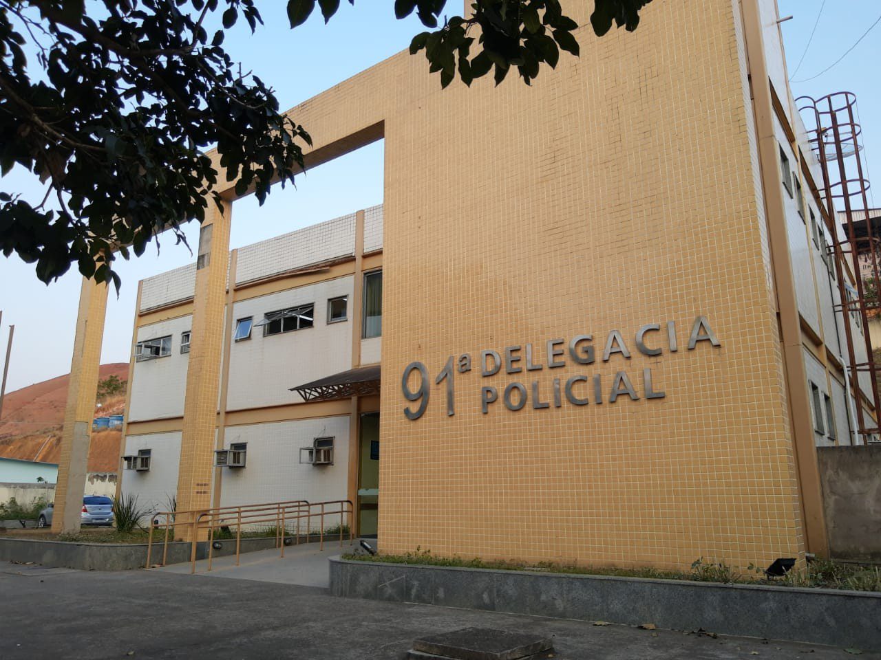 Homem é morto a tiros dentro de casa em Valença