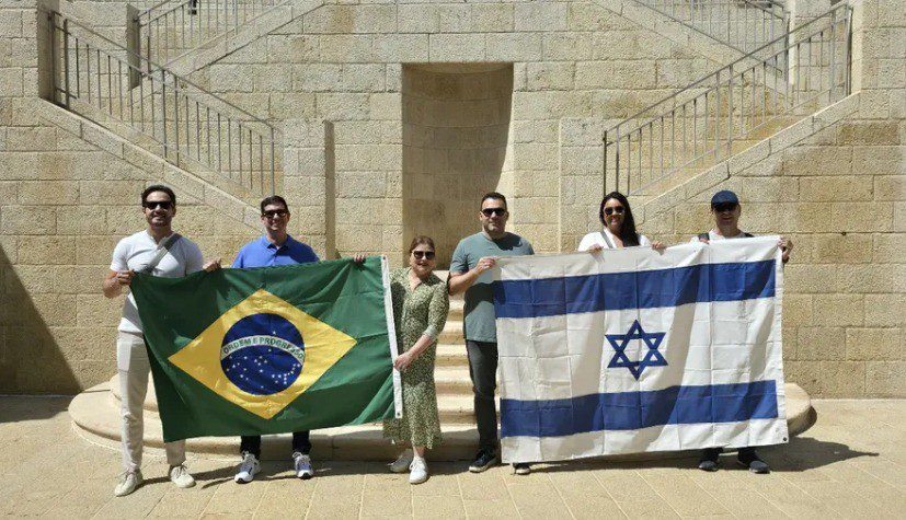 Secretários do DF em Israel: comitiva deve sair pela Jordânia entre quarta e quinta-feira, diz governo