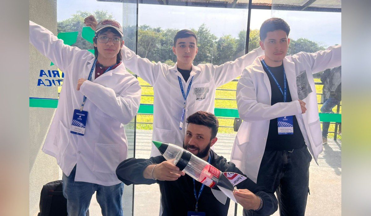 Escolas do interior de SP se destacam em competição brasileira de foguetes: ‘Emoção muito grande’, diz professor