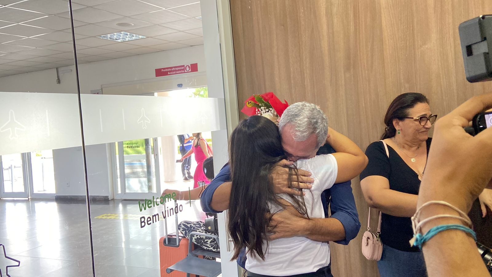 Secretário de Governo Nélio Aguiar chega em Santarém após momentos de tensão durante ataques em Israel