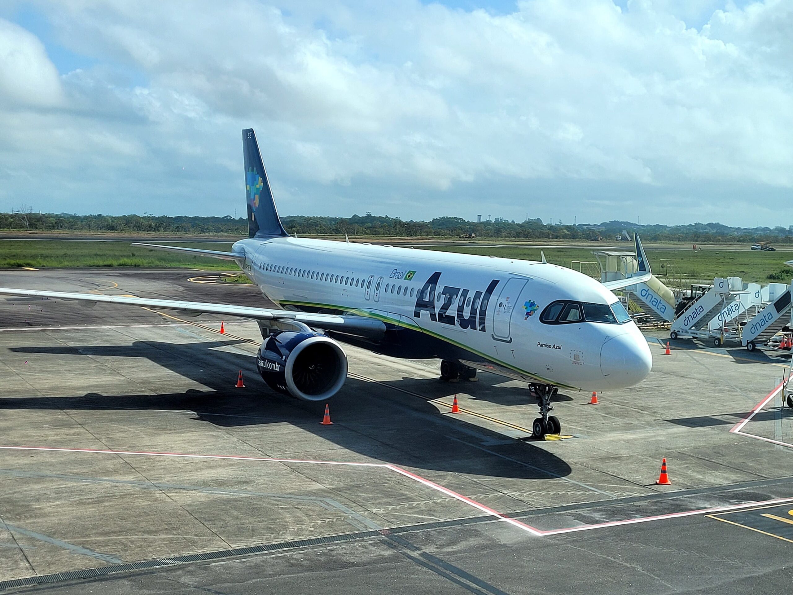 Avião com destino a Parintins apresenta problema e retorna para Manaus