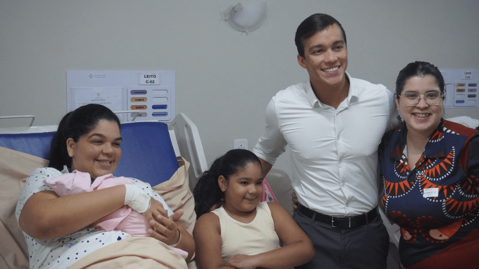 Maternidade Nossa Senhora da Guia recebe visita do Deputado Leonam