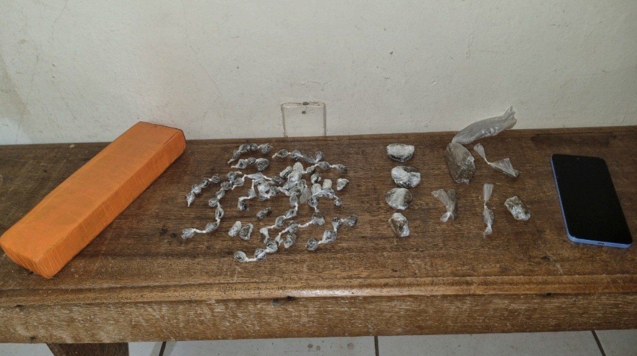 Homem que usava casa de idoso para esconder drogas é preso em Francisco Sá